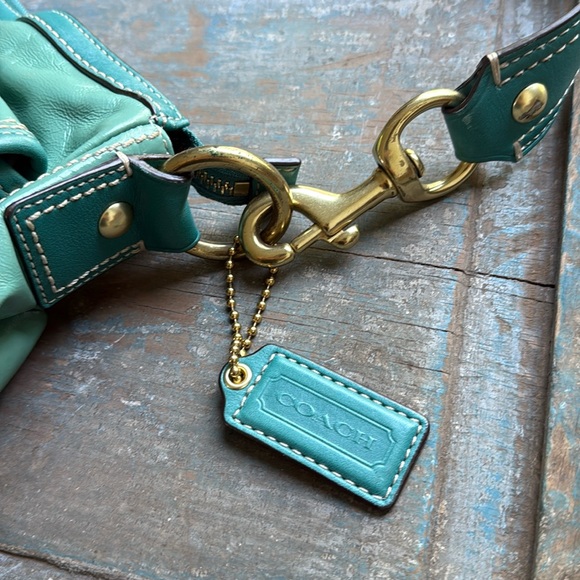 Vintage COACH Purse. - Picture 5 of 17